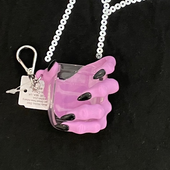 BBW Witch Hand Pocketbac Holder - Picture 3 of 6